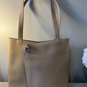 Salvatore Ferragamo Gancini Leather Shoulder Bag Cream/Beige with Silver